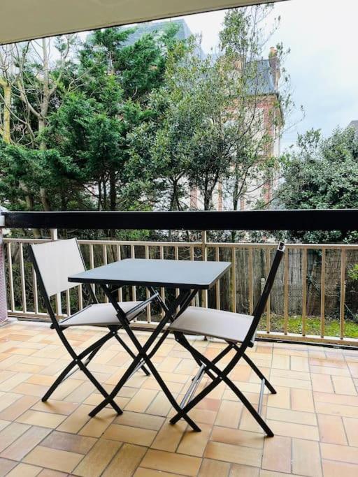 Les Cormorans - Studio Refait A Neuf A 2 Pas De La Mer Apartment Cabourg Luaran gambar